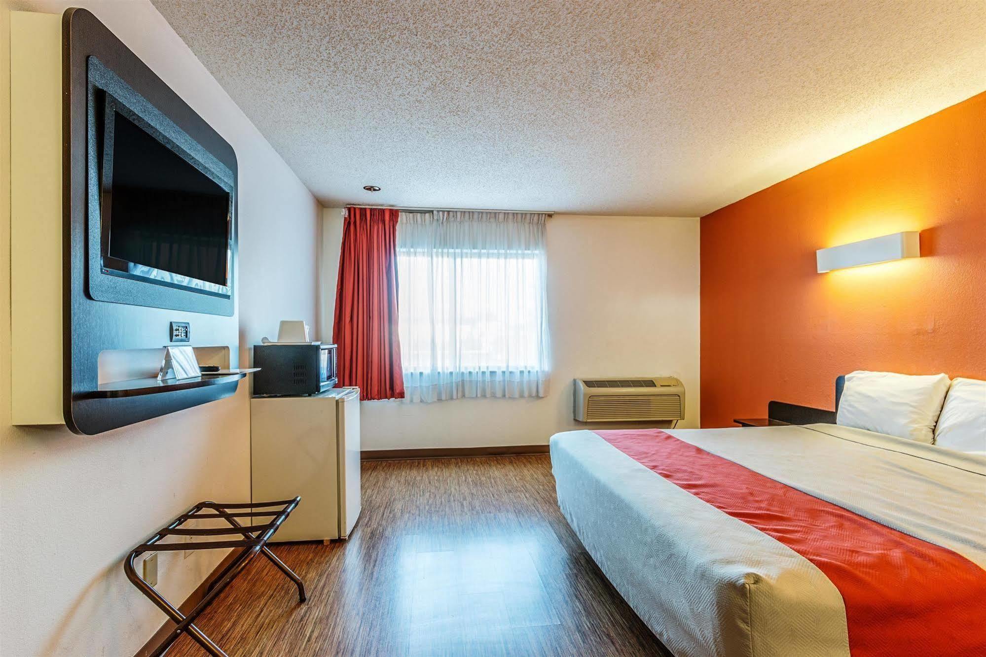 Motel 6-Wisconsin Rapids, Wi Екстер'єр фото